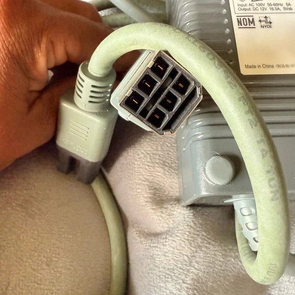 Microsoft XBox 360 Gray Power Adapter and component HD AV Cable - Picture 6 of 6